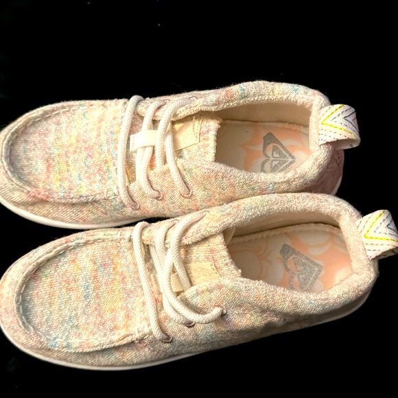 Roxy Size 2 kids new without tags and box, top open. - Picture 1 of 5